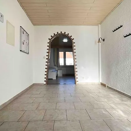 Apartment Sad211- Grosse Monteurwohnung Uebergangswohnung Schwandorf in Bayern